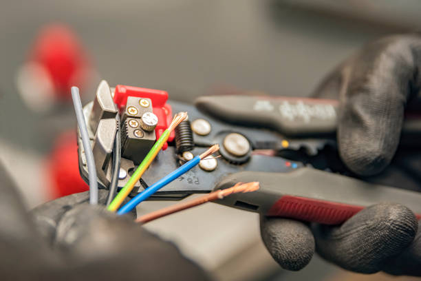Best Ceiling Fan Installation Electrician  in Abbeville, LA